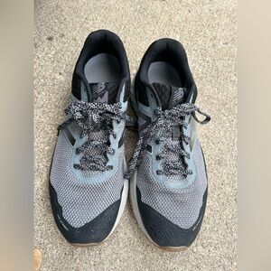New Balance Black and Gray Athletic Sneakers - Men's Trail Shoes size 11